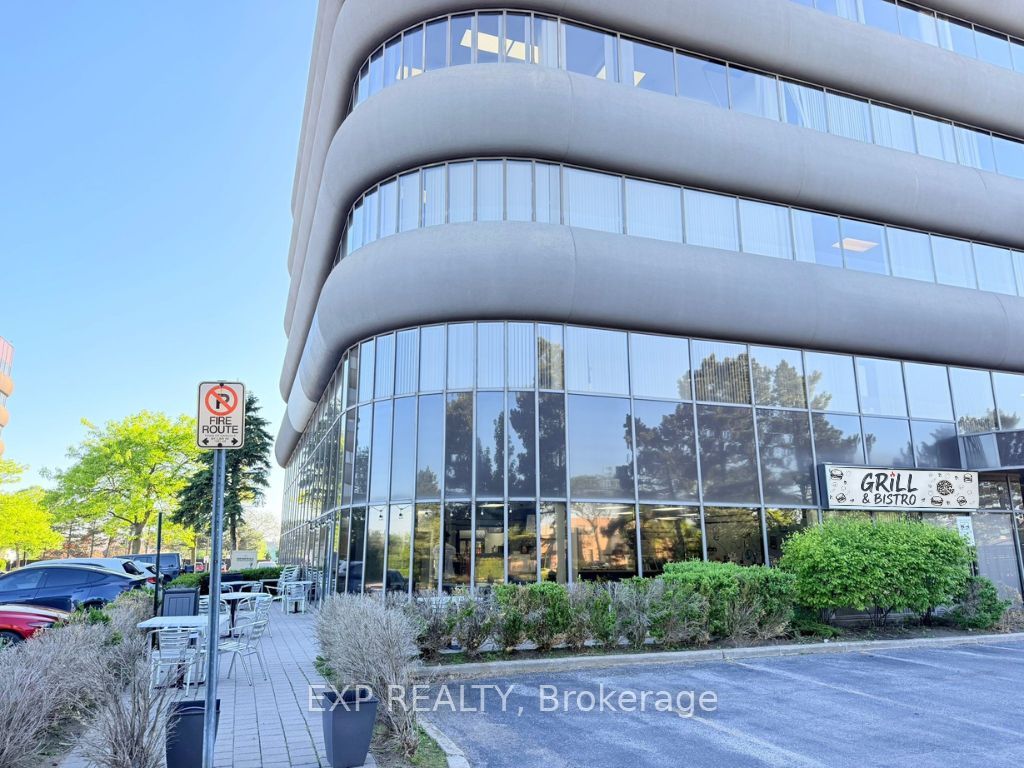 Commercial Sale in Oakville 4