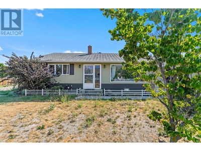 2391 Tranquille Rd, House other with 3 bedrooms, 1 bathrooms and 6 parking in Kamloops BC | Image 2