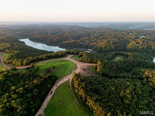 410 Stone Throw Ct, Defiance, MO, 63341-4406 | Card Image