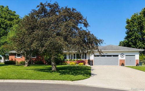 4108 Allen Ct, Bay City, MI, 48706-2452 | Card Image