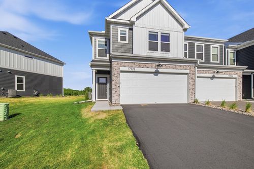 17922 Genoa Dr, Lakeville, MN, 55044-6536 | Card Image