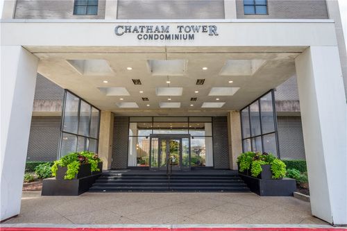 apt-7e-112 Washington Pl, Pittsburgh, PA, 15219-3405 | Card Image