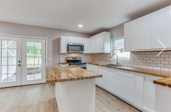 Kitchen | Image 4