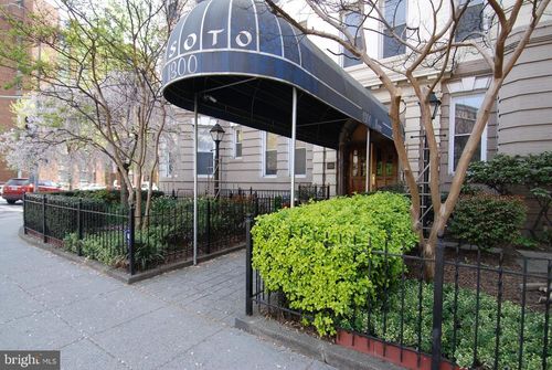 apt-104-1300 Massachusetts Ave Nw, WASHINGTON, DC, 20005-4135 | Card Image