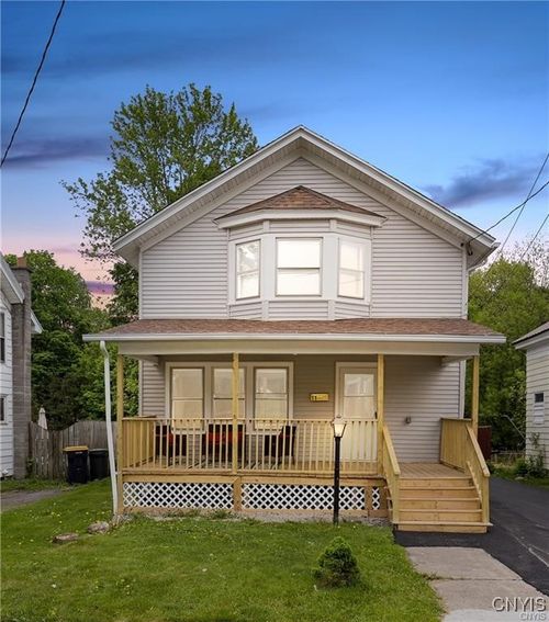 11 White St, Clinton, NY, 13323-3731 | Card Image