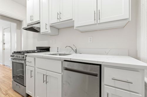3-19 South Russell, Boston, MA, 02114 | Card Image