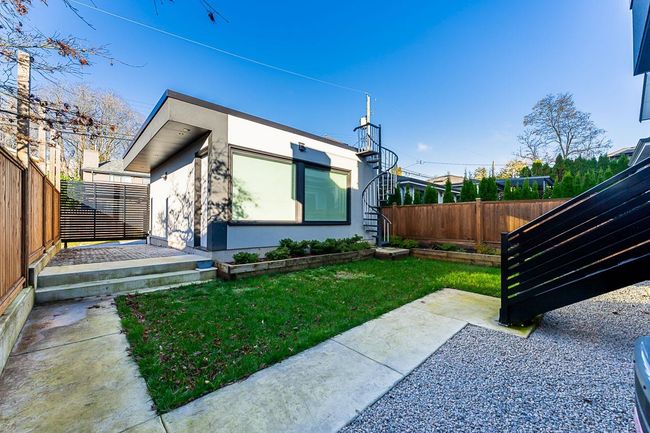 3941 W 24th Ave, House other with 4 bedrooms, 6 bathrooms and 3 parking in Vancouver BC | Image 33