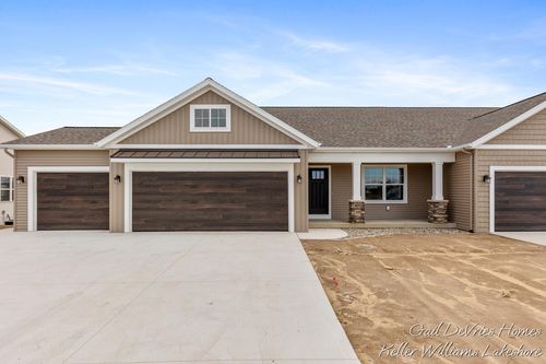 66-4498 Meadow Pond Way, Hamilton, MI, 49419-8580 | Card Image