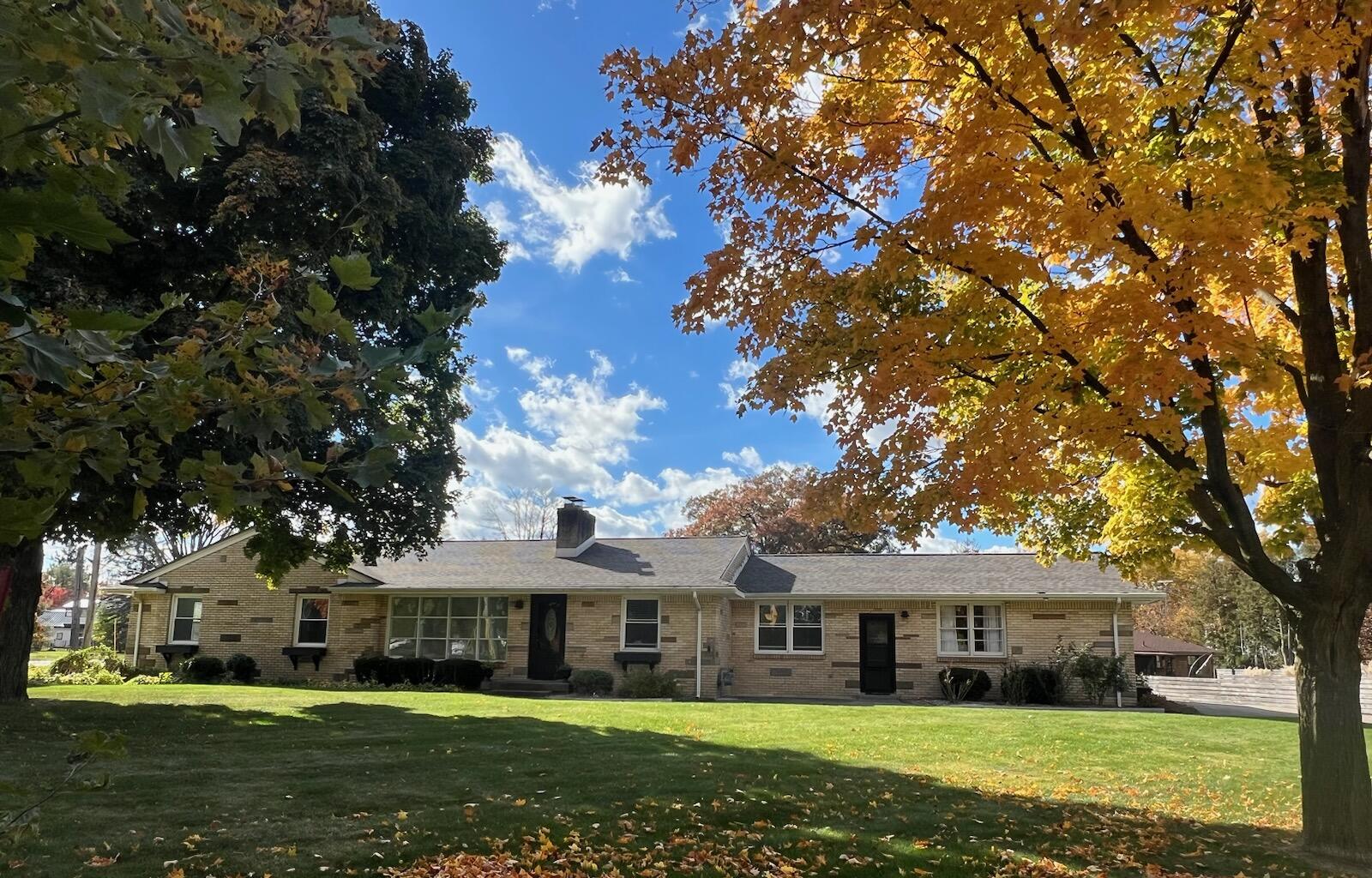 3 Mile Rd, Grand Rapids, MI 49505