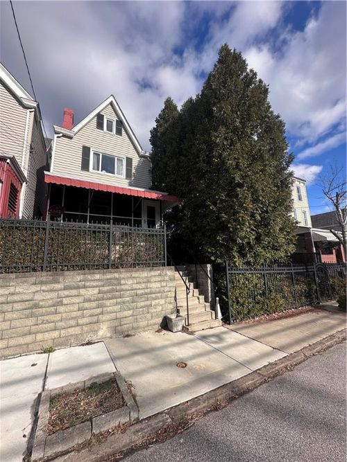 5323 Broad St, Pittsburgh, PA, 15224-2446 | Card Image