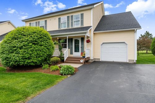 73 Floral St, South Burlington, VT, 05403-3000 | Card Image
