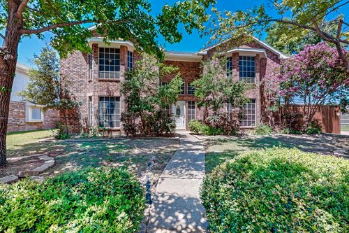 3819 Silver Maple Dr, Carrollton, TX, 75007-1039 | Card Image