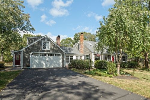 7 Pine Island Rd, Newbury, MA, 01951-1804 | Card Image