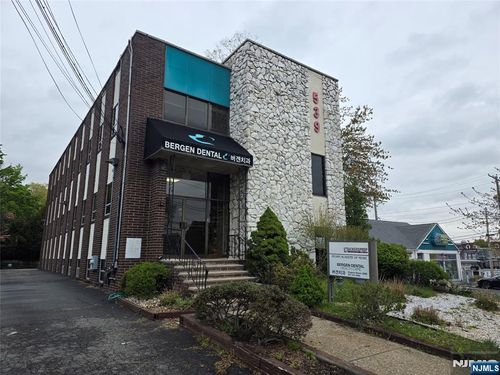 539 Durie Ave, Closter, NJ, 07624-2011 | Card Image