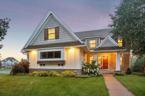 9850 Rainier Ct, Eden Prairie, MN, 55347-2700 | Card Image