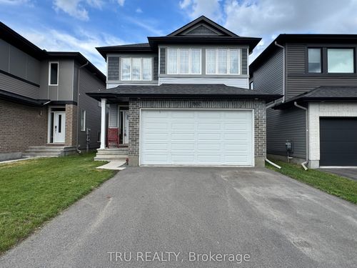 802 Sendero Way, Ottawa, ON, K2S2W8 | Card Image