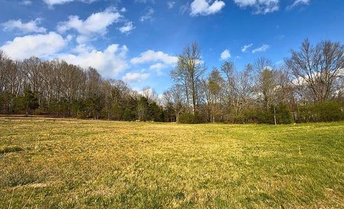 1672 Rabe Coats Rd, Westmoreland, TN, 37186-5208 | Card Image