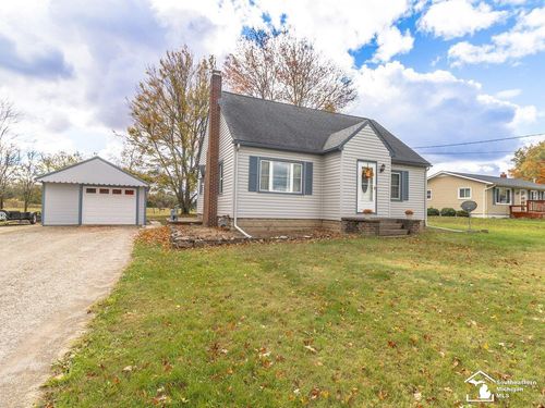 559 E Erie Rd, Temperance, MI, 48182-9349 | Card Image