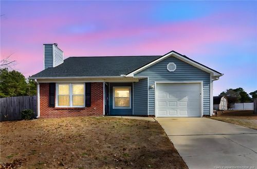 5856 Corner Oaks Dr, Hope Mills, NC, 28348-9355 | Card Image