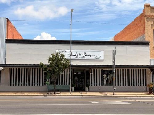 1803 25th St, Snyder, TX, 79549-2514 | Card Image