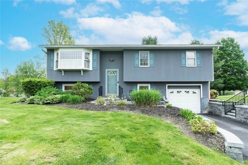 190 Lakeside Rd, Newburgh, NY, 12550-5754 | Card Image