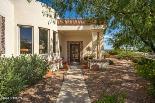 6700 Pueblo Vis, Las Cruces, NM, 88007-8905 | Card Image
