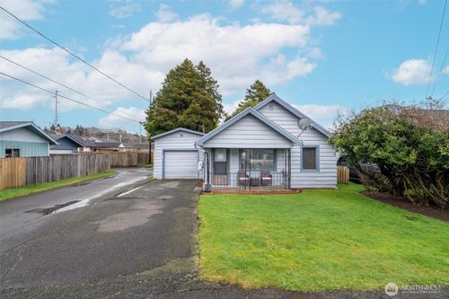 211 30th St, Hoquiam, WA, 98550-3034 | Card Image