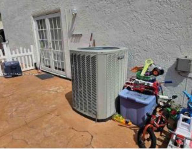 0 - 10726 Sw 147 Th Ct, House other with 3 bedrooms, 3 bathrooms and null parking in Miami FL | Image 16