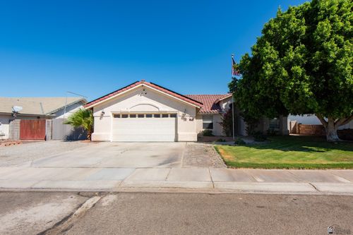 10782 E 36th Pl, Yuma, AZ, 85365-6825 | Card Image