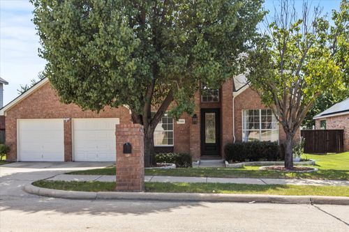 1105 Postwood Dr, Corinth, TX, 76210-8857 | Card Image