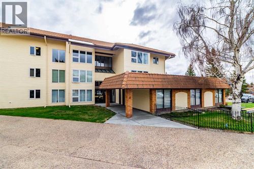 110-65 Temple Blvd W, Lethbridge, AB, T1K5M2 | Card Image