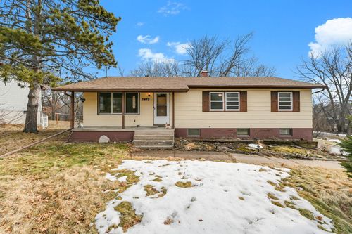 2872 Jackson St, Little Canada, MN, 55117-1020 | Card Image