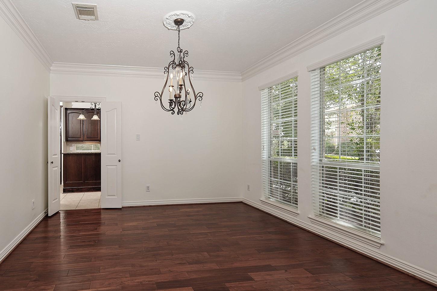 Residential Lease in The Woodlands 4