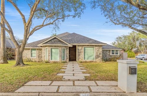 300 Kiwi St, Mcallen, TX, 78504-2029 | Card Image