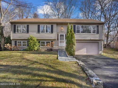 59 Lancer Road, Riverside, CT, 06878 | Card Image