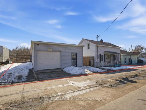 77 Beverly St, Cambridge, ON, N1R3Z6 | Card Image