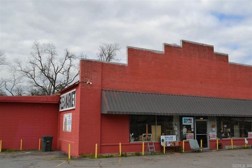 316 W Center St, Beebe, AR, 72012-3206 | Card Image
