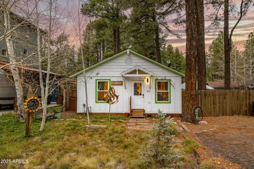 419 Kiowa, Flagstaff, AZ, 86005-9547 | Card Image