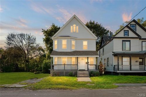 134 Richardson Ave, Syracuse, NY, 13205-1724 | Card Image