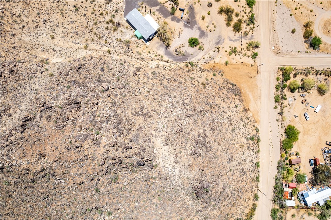 Land in Golden Valley 4