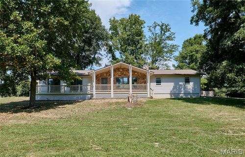 203 Royal Oaks Dr, O Fallon, MO, 63366-1004 | Card Image