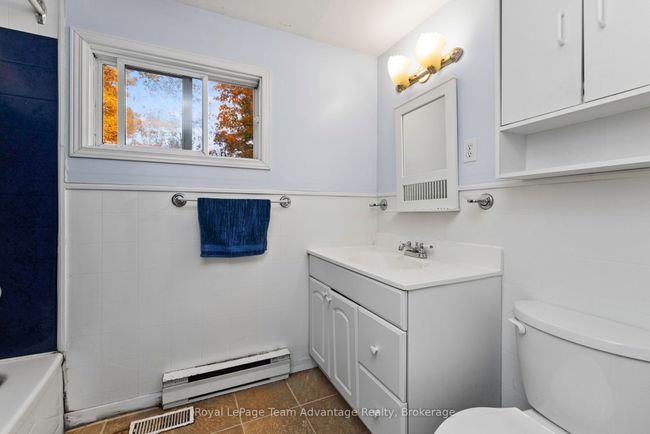 4 George St, House other with 3 bedrooms, 2 bathrooms and 6 parking in Parry Sound ON | Image 14
