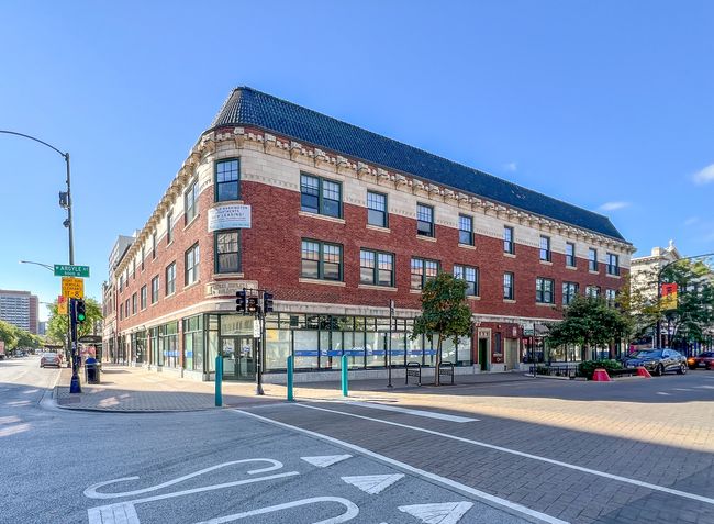 1005 W Argyle St, Home with 0 bedrooms, 0 bathrooms and null parking in Chicago IL | Image 4