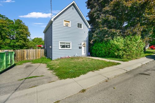 138 Brock St, Brockville, ON, K6V4G4 | Card Image