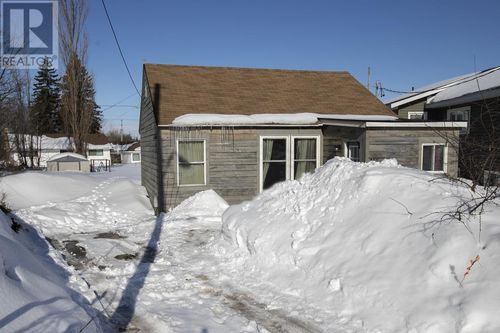 133 Bellevue Ave, Sault Ste. Marie, ON, P6B2W3 | Card Image