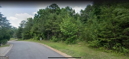 5565 Checkered Spot Dr, Gainesville, GA, 30506-7336 | Card Image