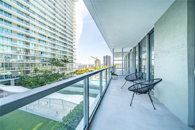 1115-N - 1111 Sw 1 St Ave, Condo with 1 bedrooms, 1 bathrooms and null parking in Miami FL | Image 22
