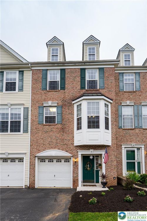 6 Sundance Way, Phillipsburg, NJ, 08865-5713 | Card Image