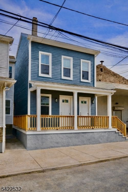 68 Arch St, Paterson, NJ, 07522-1752 | Card Image