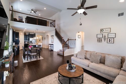 6658 Bowie Cv, Schertz, TX, 78108-3688 | Card Image
